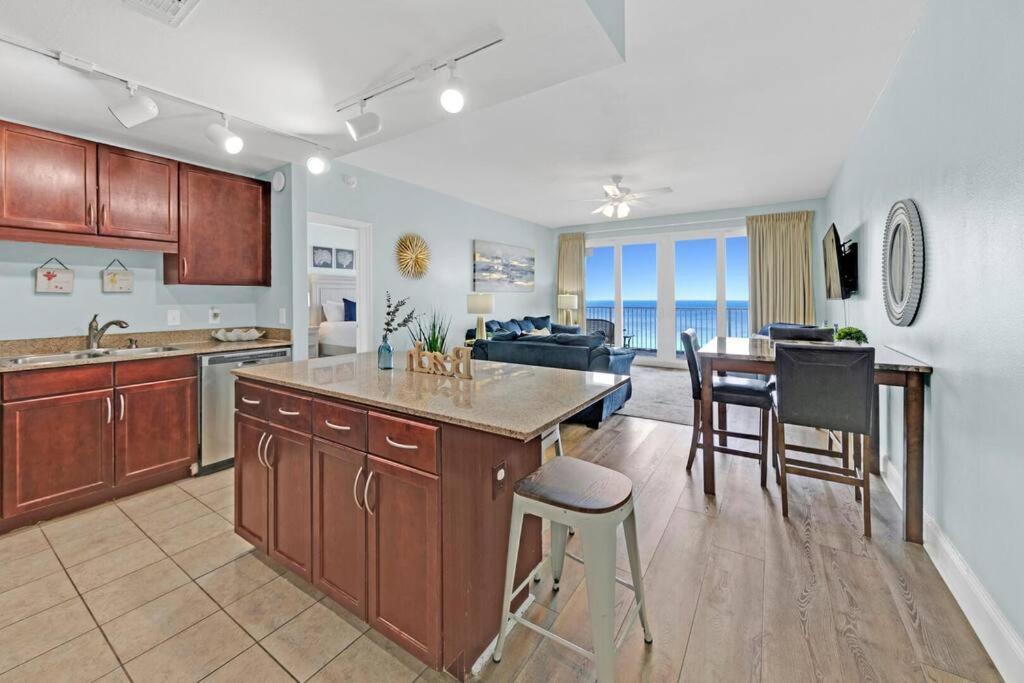 Gulfview #1809 At Laketown Wharf Panama City Beach