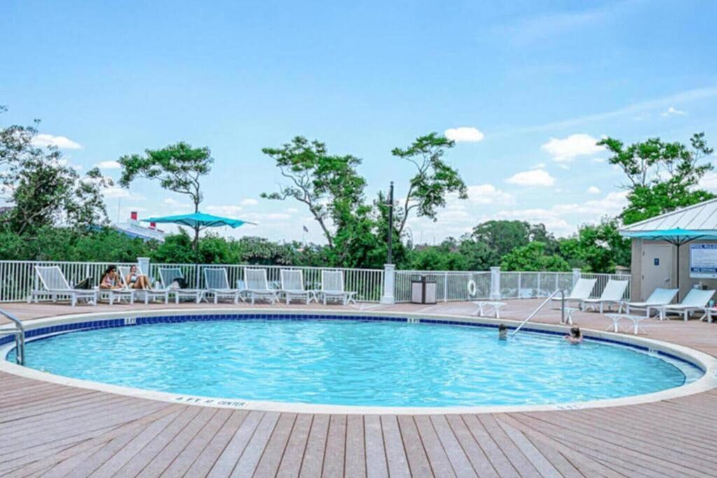 Apartment Gulfview #1809 At Laketown Wharf Panama City Beach
